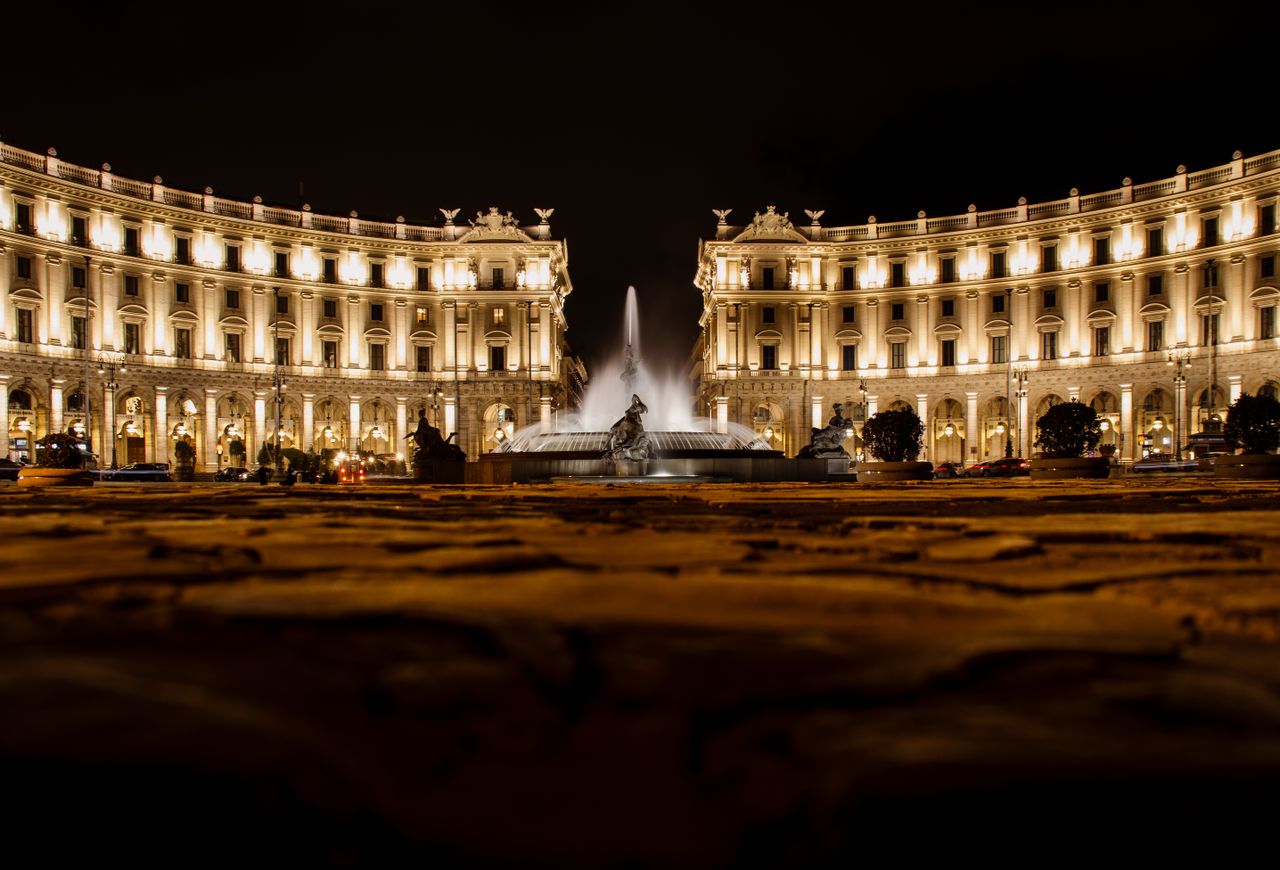 Pianificare la serata perfetta nel centro di Roma: consigli pratici, menù digitali e riserve online